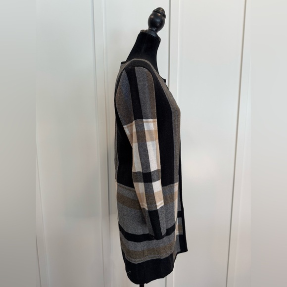Anne Klein Black Tan Gray Cream Ivory Plaid Cardigan Long Sweater Small S CT - Picture 3 of 5
